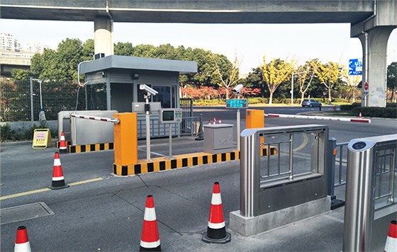 德亚无人值守停车系统