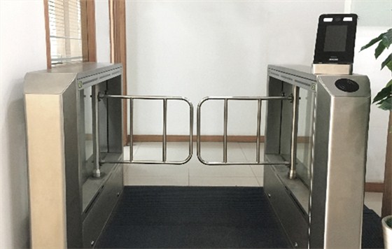 德亚人脸识别闸机