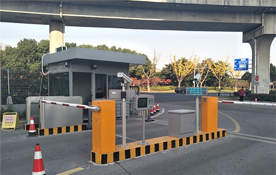 德亚无人值守停车系统