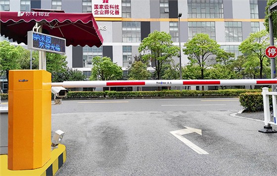 德亚工业级道闸