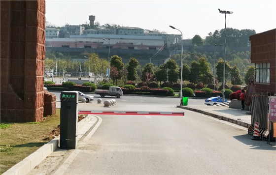 校园行车管理系统