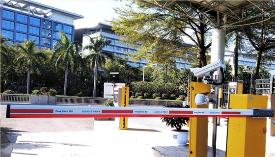 德亚广州白云机场道闸