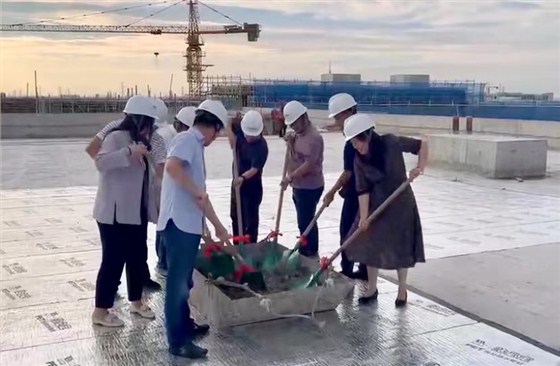 德亚总部封顶仪式