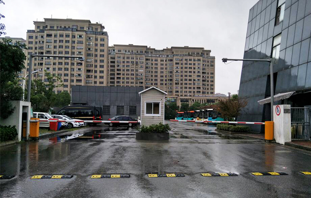 德亚工业级道闸