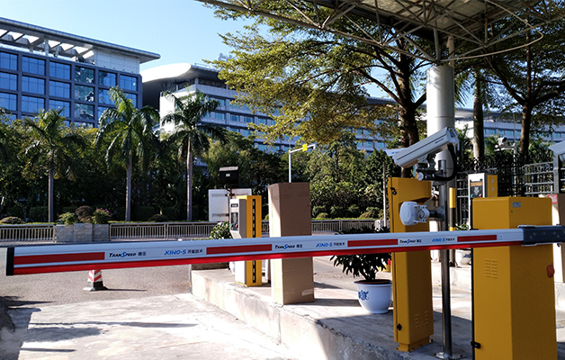 德亚工业级高速道闸