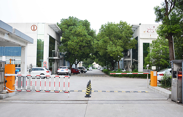 德亚定制化厂区车辆管理系统